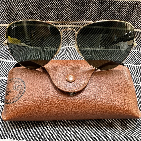 Ray-Ban Aviator Classic - Picture 1 of 3